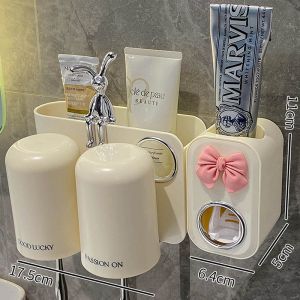 ឈុតកំប៉ុងដាក់ច្រាស់​ និង​ ថ្នាំដុះធ្មេញ​ មាន​ Rabbit